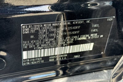 2025 Toyota RAV4 Hybrid LE