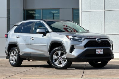 2023 Toyota RAV4 Hybrid LE