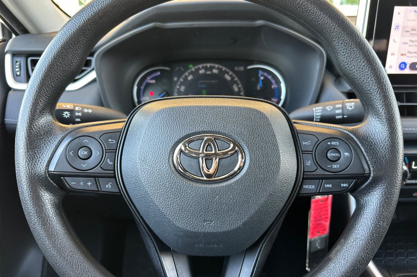 2023 Toyota RAV4 Hybrid LE