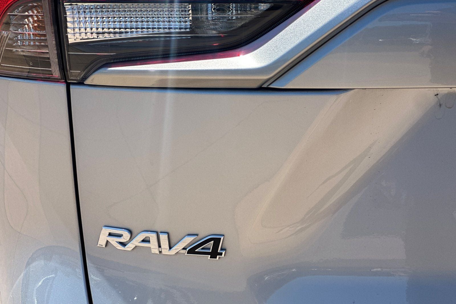 2023 Toyota RAV4 Hybrid LE