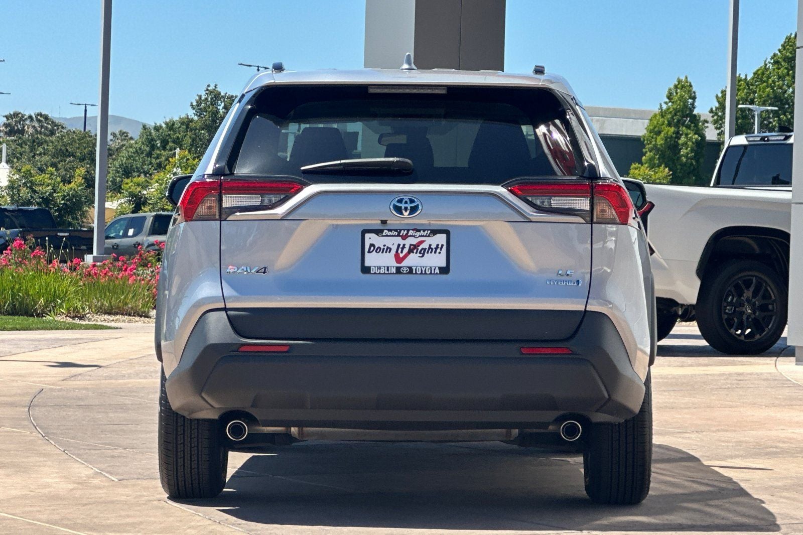 2023 Toyota RAV4 Hybrid LE
