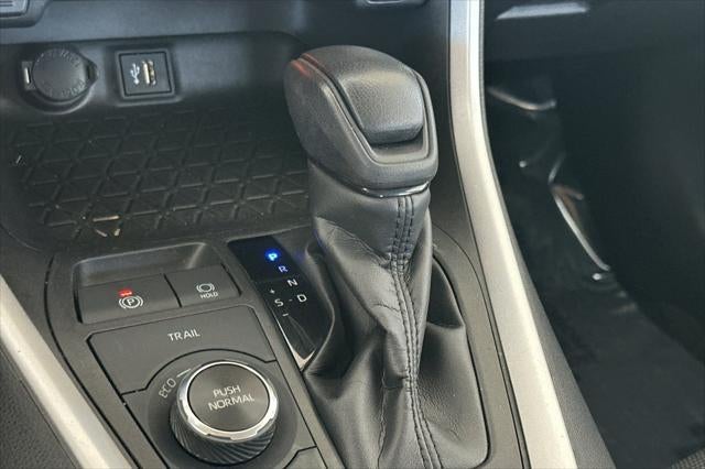 2023 Toyota RAV4 Hybrid LE