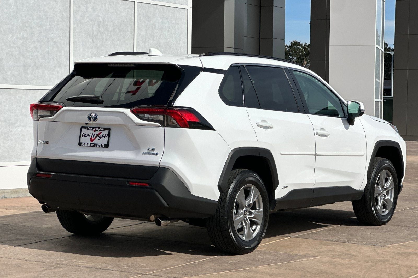 2024 Toyota RAV4 Hybrid LE