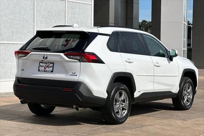 2024 Toyota RAV4 Hybrid LE