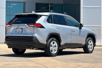 2021 Toyota RAV4 Hybrid XLE