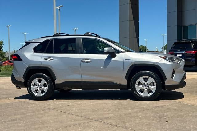 2021 Toyota RAV4 Hybrid XLE