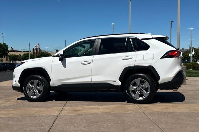 2025 Toyota RAV4 Hybrid XLE