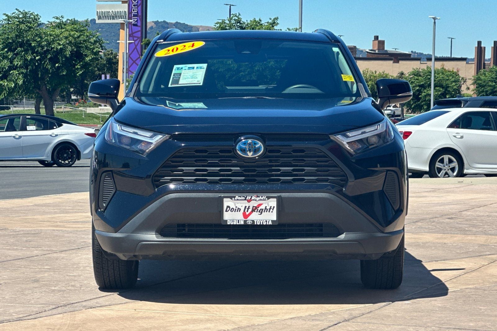 2024 Toyota RAV4 Hybrid XLE