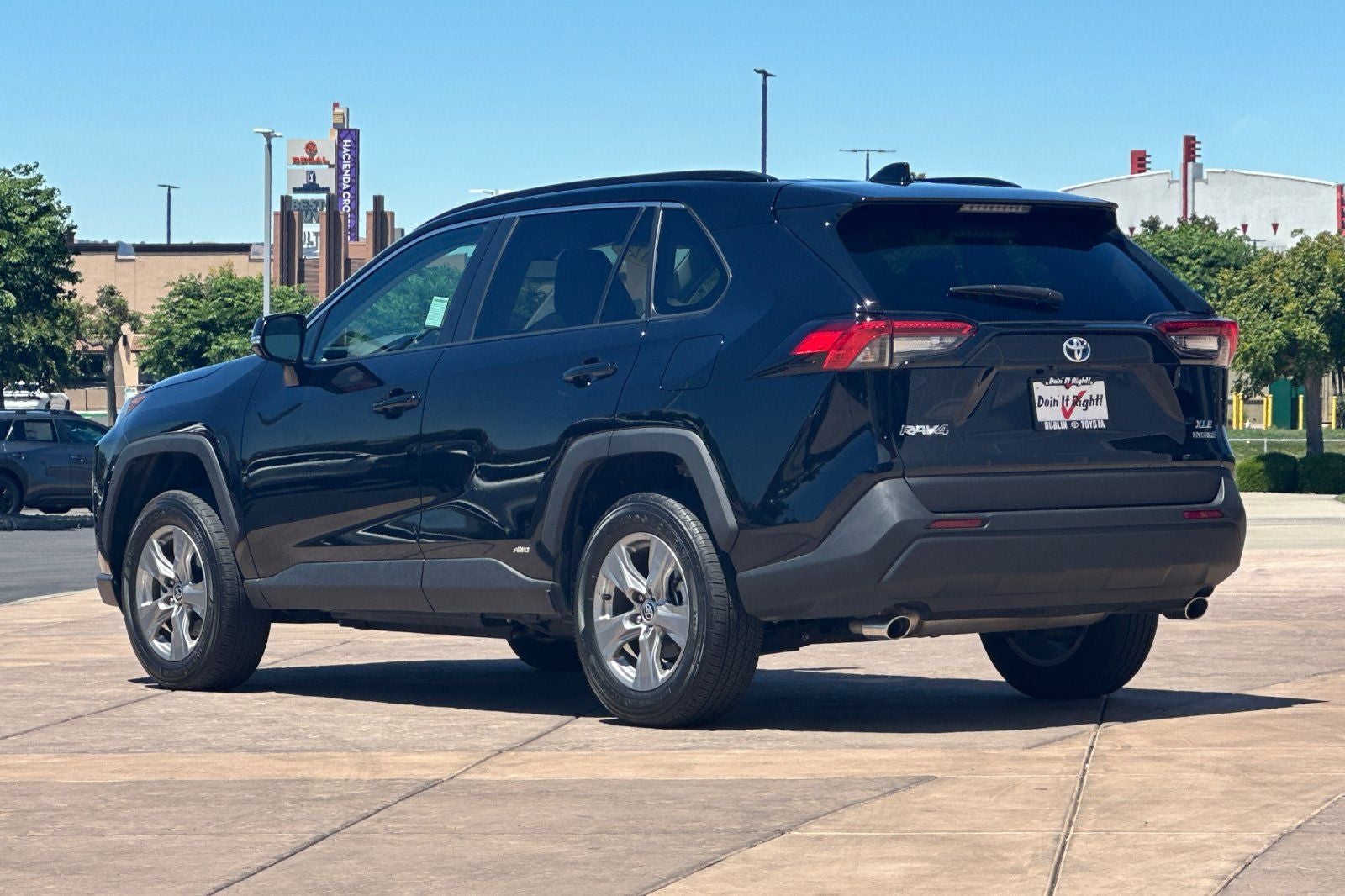 2024 Toyota RAV4 Hybrid XLE