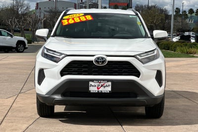 2025 Toyota RAV4 Hybrid XLE