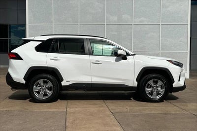 2025 Toyota RAV4 Hybrid XLE