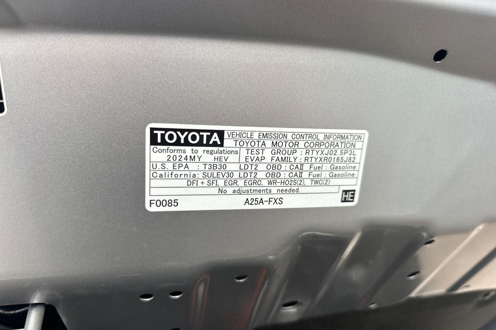 2024 Toyota RAV4 Hybrid XLE