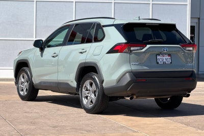 2022 Toyota RAV4 Hybrid XLE
