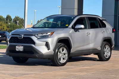 2025 Toyota RAV4 Hybrid XLE