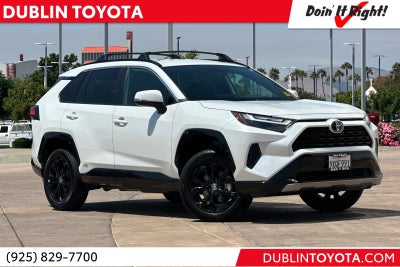 2025 Toyota RAV4 Hybrid SE