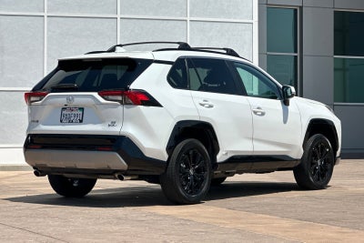 2025 Toyota RAV4 Hybrid SE