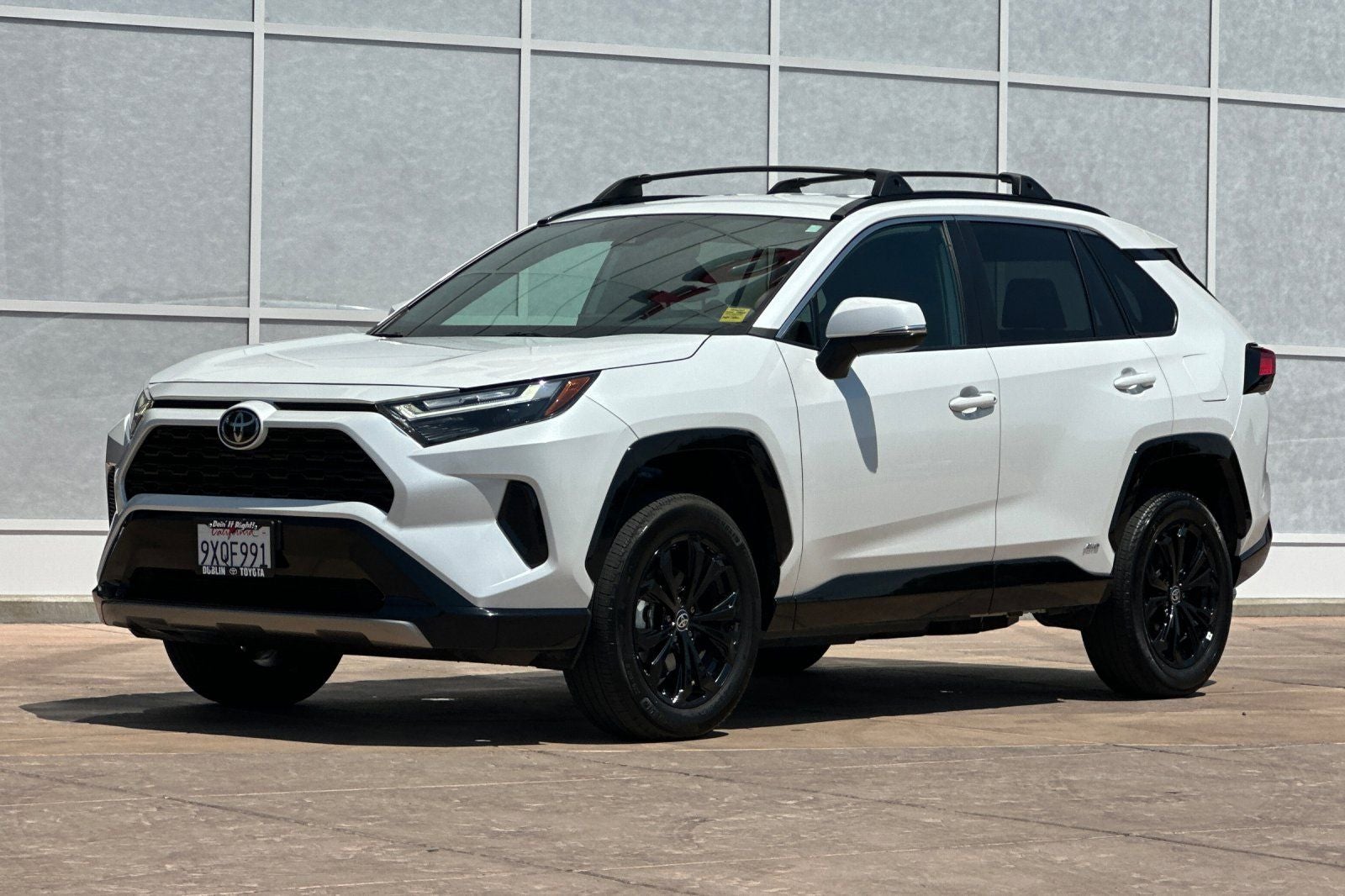 2025 Toyota RAV4 Hybrid SE