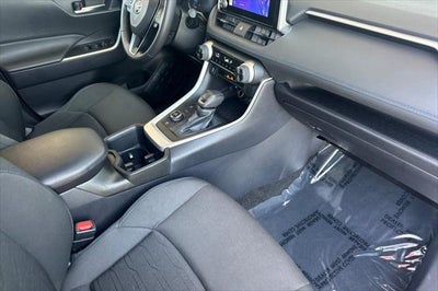 2025 Toyota RAV4 Hybrid SE