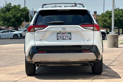 2025 Toyota RAV4 Hybrid SE