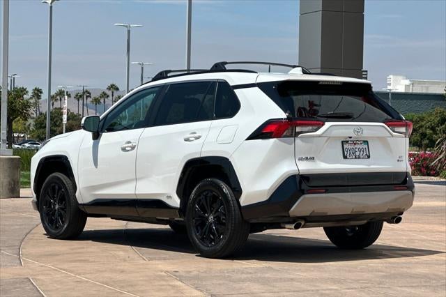 2025 Toyota RAV4 Hybrid SE