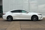 2022 Lexus ES 300h