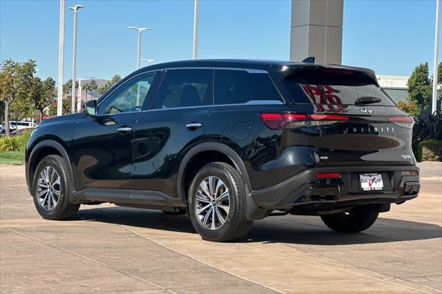 2023 INFINITI QX60 PURE