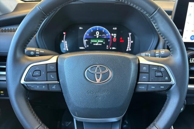 2025 Toyota Grand Highlander LE