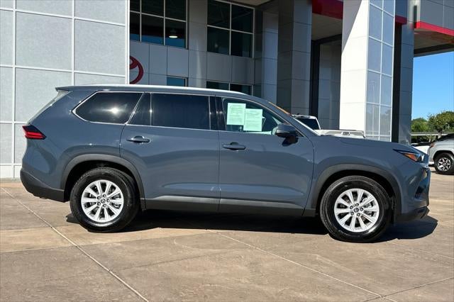 2025 Toyota Grand Highlander LE
