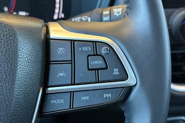 2025 Toyota Grand Highlander LE