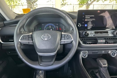 2025 Toyota Grand Highlander XLE