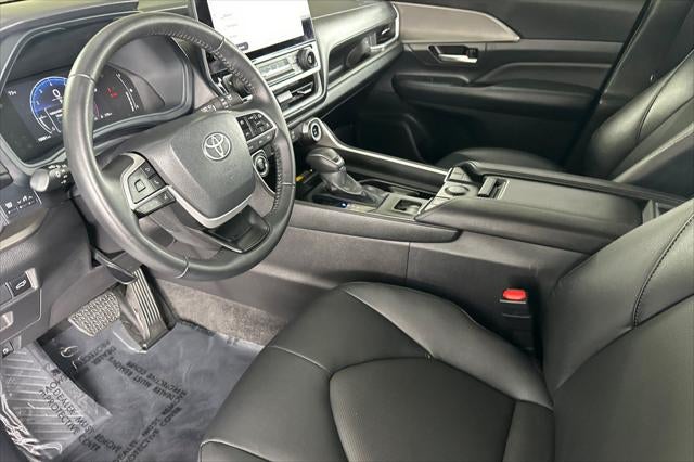 2025 Toyota Grand Highlander XLE