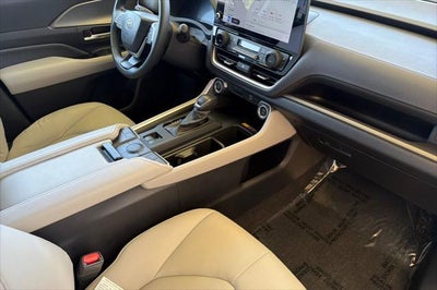 2024 Toyota Grand Highlander XLE