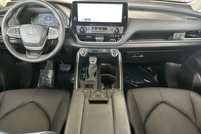2025 Toyota Grand Highlander XLE