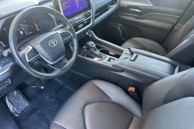 2025 Toyota Grand Highlander XLE