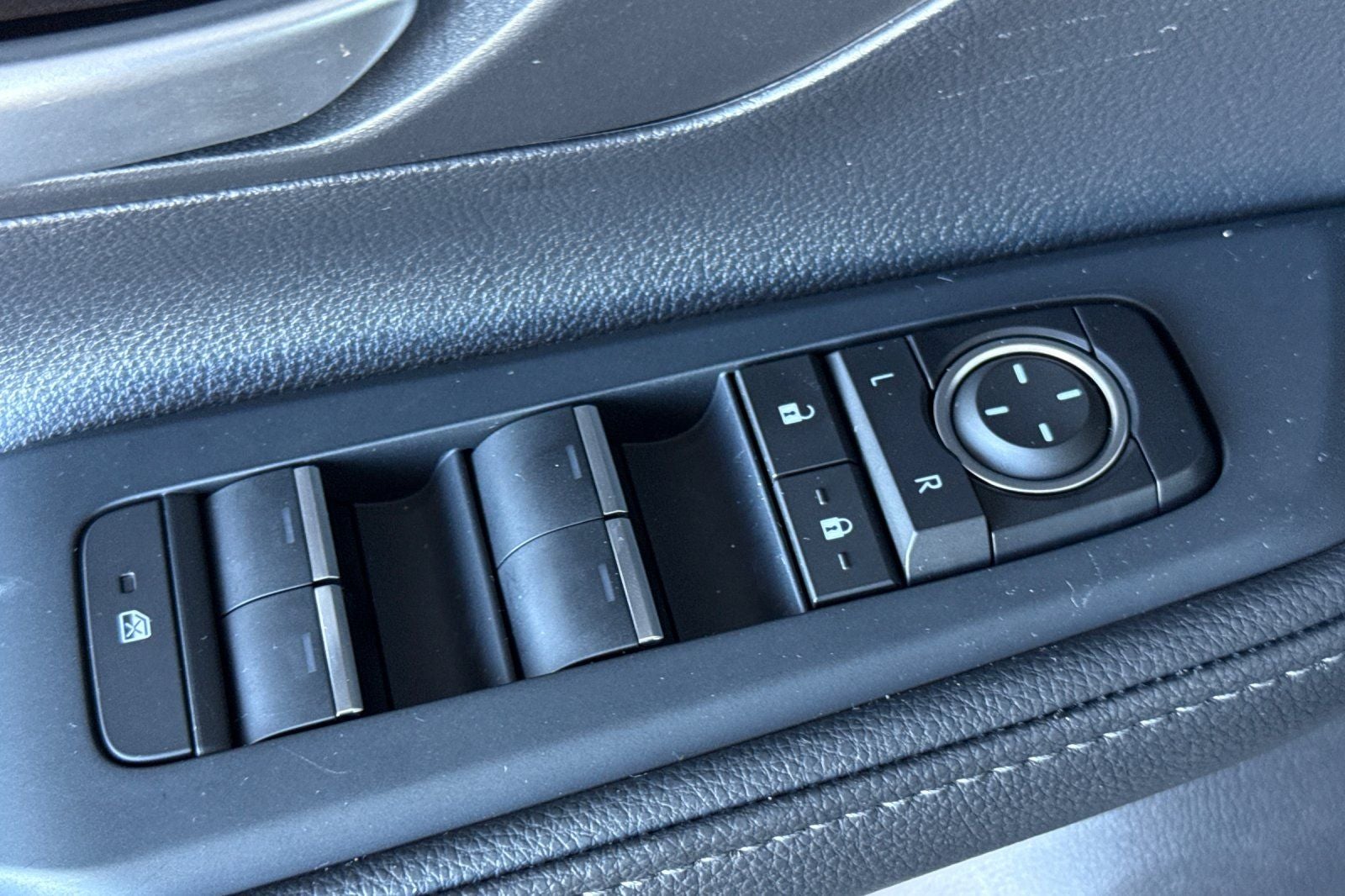 2025 Toyota Grand Highlander LE