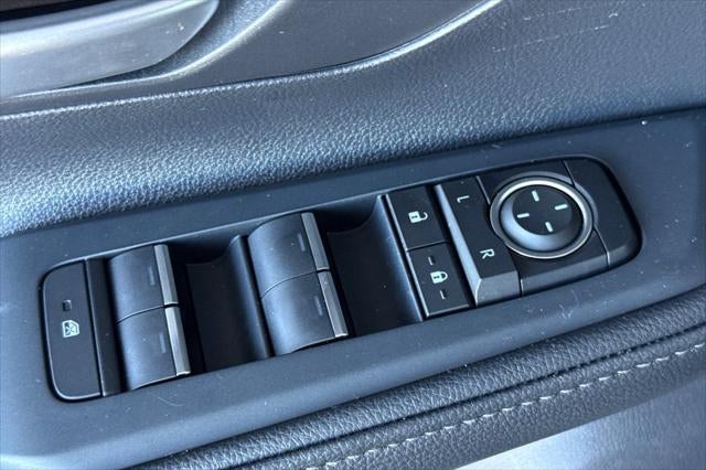 2025 Toyota Grand Highlander LE