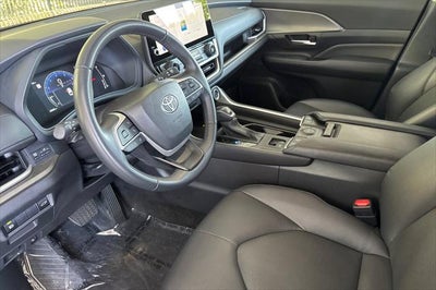 2025 Toyota Grand Highlander XLE