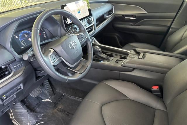 2025 Toyota Grand Highlander XLE