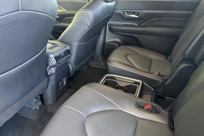 2025 Toyota Grand Highlander XLE