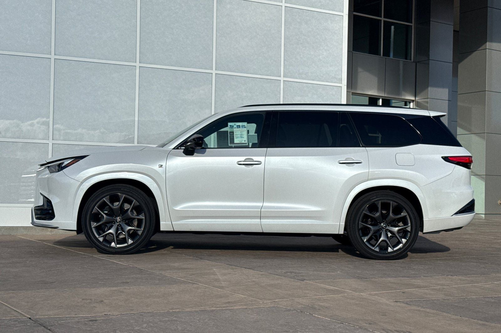 2025 Lexus TX 500h F SPORT Premium