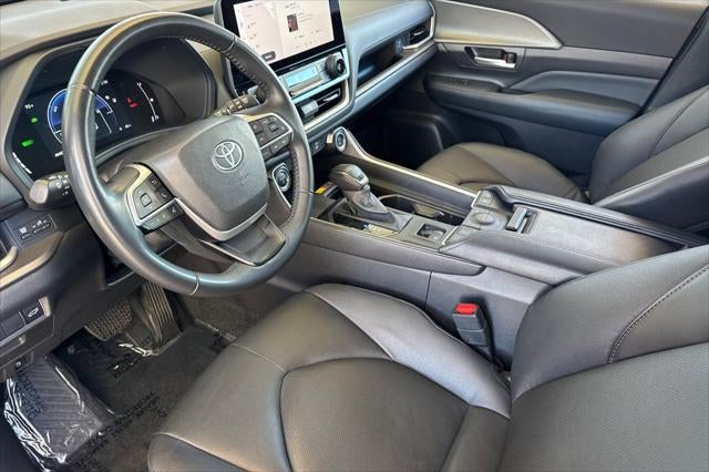 2025 Toyota Grand Highlander Hybrid XLE