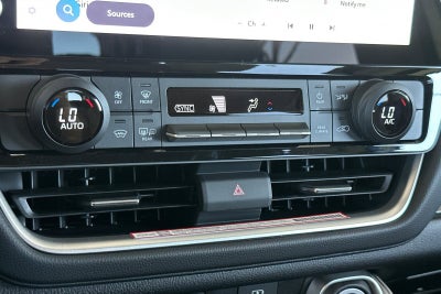 2025 Toyota Grand Highlander Hybrid LE