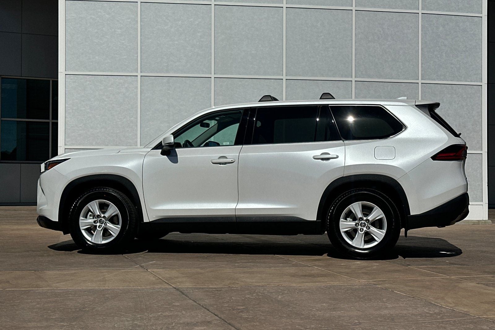 2025 Toyota Grand Highlander Hybrid LE