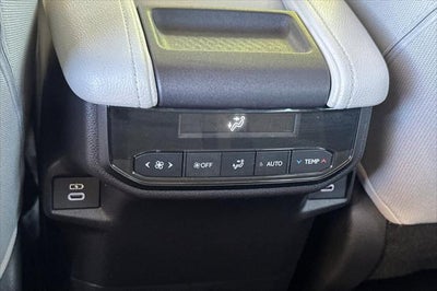 2025 Toyota Grand Highlander Hybrid LE