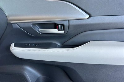 2025 Toyota Grand Highlander Hybrid LE