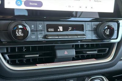 2025 Toyota Grand Highlander Hybrid LE