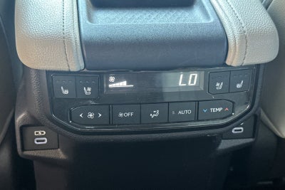 2025 Toyota Grand Highlander Hybrid MAX Platinum