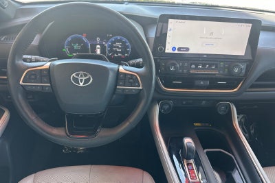 2025 Toyota Grand Highlander Hybrid MAX Platinum