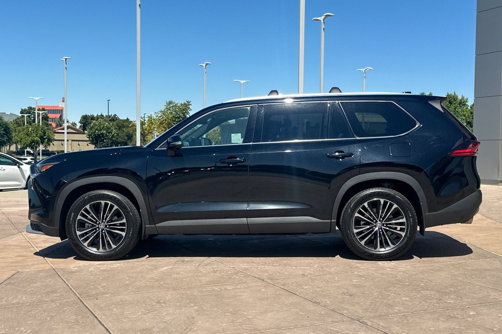2025 Toyota Grand Highlander Hybrid MAX Platinum