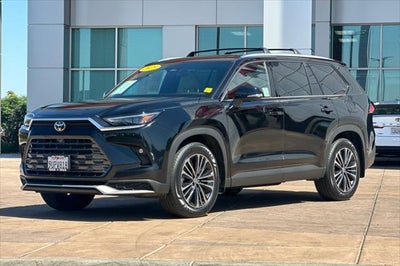 2025 Toyota Grand Highlander Hybrid MAX Platinum